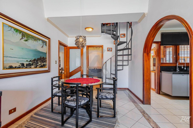 Imagem Casa com 3 Quartos à Venda, 274 m² em Igara - Canoas Imagem Casa com 3 Quartos à Venda, 274 m² em Igara - Canoas