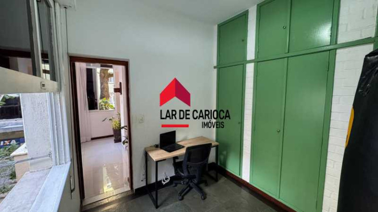 Imagem Apartamento com 3 Quartos à Venda, 104 m² em Leme - Rio De Janeiro Imagem Apartamento com 3 Quartos à Venda, 104 m² em Leme - Rio De Janeiro