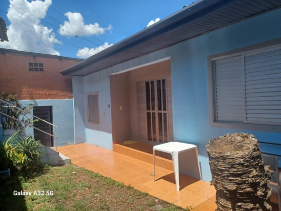 Imagem Casa com 5 Quartos à Venda, 318 m² em Industriários - Concórdia Imagem Casa com 5 Quartos à Venda, 318 m² em Industriários - Concórdia