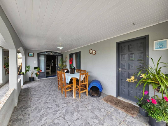 Imagem Casa com 6 Quartos à Venda, 245 m² em Balneário Barra Do Sul Imagem Casa com 6 Quartos à Venda, 245 m² em Balneário Barra Do Sul