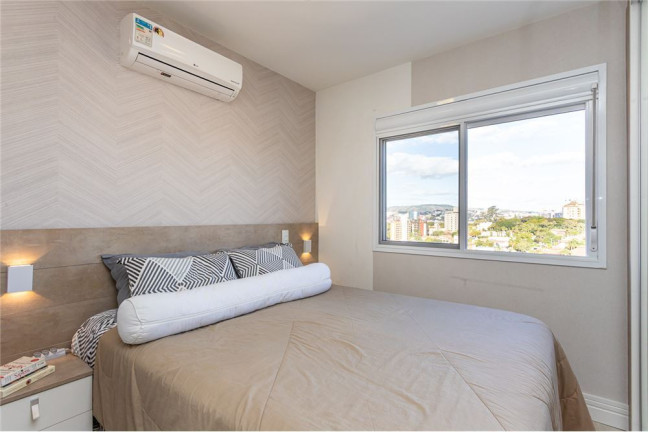 Imagem Imóvel com 2 Quartos à Venda, em Boa Vista - Porto Alegre Imagem Imóvel com 2 Quartos à Venda, em Boa Vista - Porto Alegre