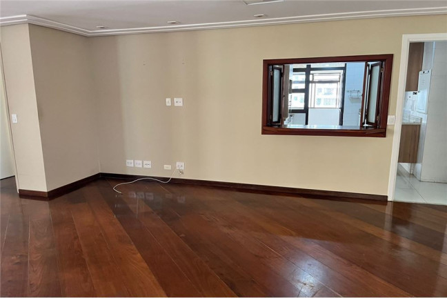Imagem Imóvel com 4 Quartos à Venda, em Moema - São Paulo Imagem Imóvel com 4 Quartos à Venda, em Moema - São Paulo