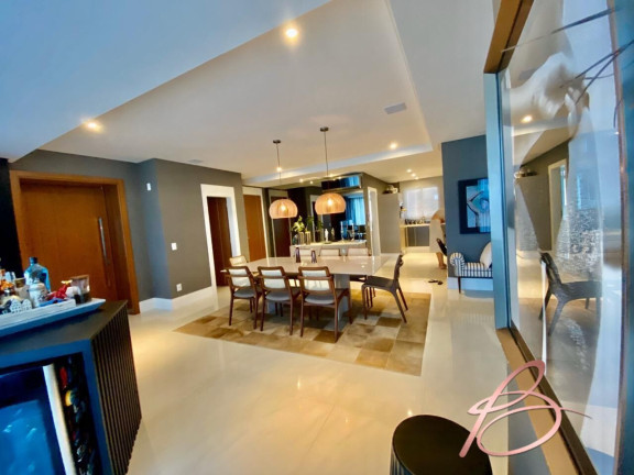 Imagem Apartamento com 4 Quartos à Venda, 190 m² em Centro - Balneário Camboriú