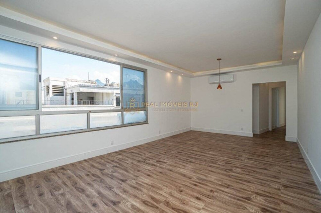 Imagem Apartamento com 4 Quartos à Venda, 130 m² em Tijuca - Rio De Janeiro Imagem Apartamento com 4 Quartos à Venda, 130 m² em Tijuca - Rio De Janeiro