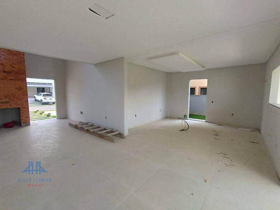 Imagem Casa com 3 Quartos à Venda, 272 m² em São João Do Rio Vermelho - Florianópolis Imagem Casa com 3 Quartos à Venda, 272 m² em São João Do Rio Vermelho - Florianópolis