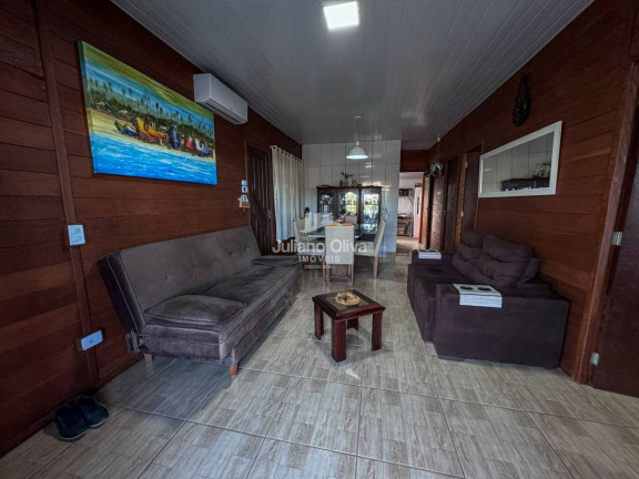 Imagem Casa com 3 Quartos à Venda, 120 m² em Barra Do Sai - Itapoá