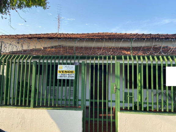 Imagem Casa com 2 Quartos à Venda, 400 m² em Estiva - Taubaté Imagem Casa com 2 Quartos à Venda, 400 m² em Estiva - Taubaté
