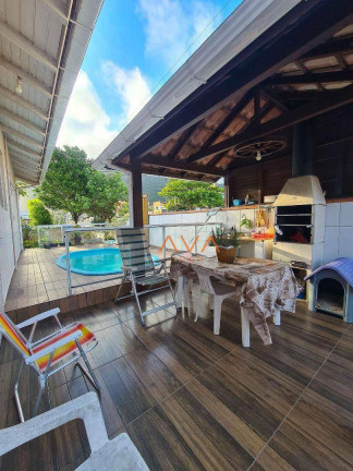 Imagem Casa com 3 Quartos à Venda, 120 m² em Rio Vermelho - Florianópolis Imagem Casa com 3 Quartos à Venda, 120 m² em Rio Vermelho - Florianópolis