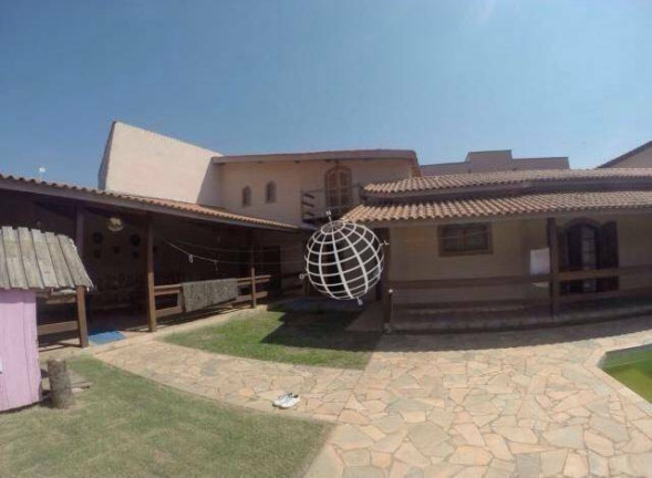 Imagem Casa com 3 Quartos à Venda, 420 m² em Vila Loanda - Atibaia Imagem Casa com 3 Quartos à Venda, 420 m² em Vila Loanda - Atibaia