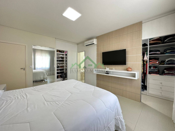 Imagem Casa com 3 Quartos à Venda, 670 m² em Centro - Balneário Barra Do Sul