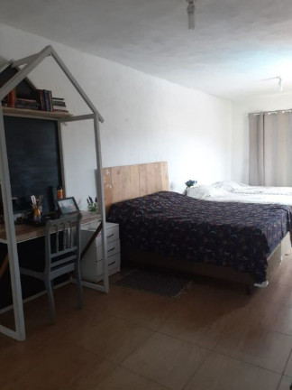 Imagem Sobrado com 3 Quartos à Venda, 262 m² em Vila Perracini - Poá