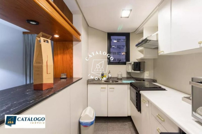 Imagem Flat com 1 Quarto à Venda, 47 m² em Itaim Bibi - São Paulo Imagem Flat com 1 Quarto à Venda, 47 m² em Itaim Bibi - São Paulo