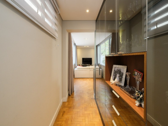Imagem Imóvel com 3 Quartos à Venda, 126 m² em Higienópolis - São Paulo Imagem Imóvel com 3 Quartos à Venda, 126 m² em Higienópolis - São Paulo