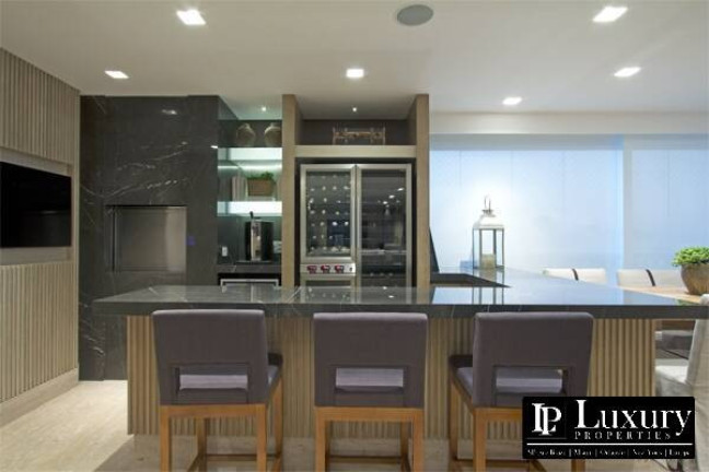 Imagem Apartamento com 4 Quartos à Venda, 293 m² em Vila Nova Conceição - São Paulo Imagem Apartamento com 4 Quartos à Venda, 293 m² em Vila Nova Conceição - São Paulo