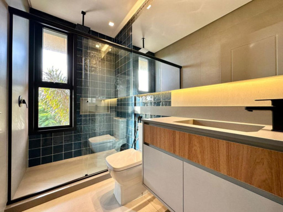 Imagem Sobrado com 6 Quartos à Venda, 538 m² em Centro - Xangri-la