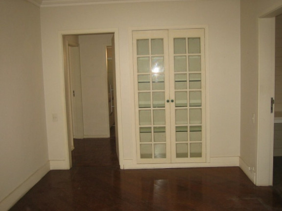Imagem Apartamento com 3 Quartos para Alugar, 124 m² em Moema - São Paulo Imagem Apartamento com 3 Quartos para Alugar, 124 m² em Moema - São Paulo