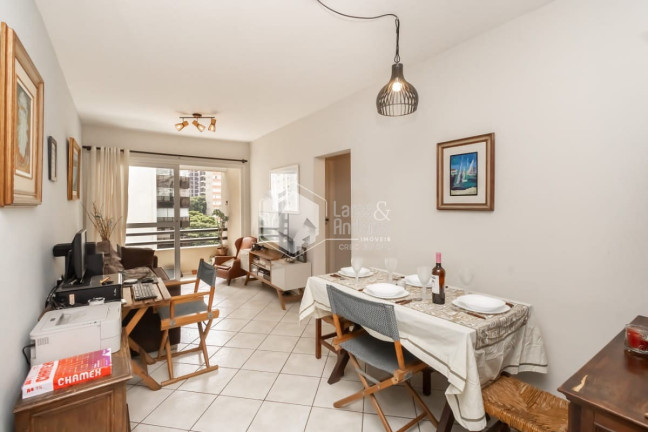 Apartamento com 2 Quartos à Venda, 56 m² em Vila Uberabinha - São Paulo