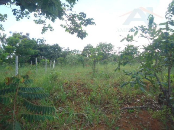 Imagem Terreno à Venda, 360 m² em Araças 2º Seção - Mateus Leme