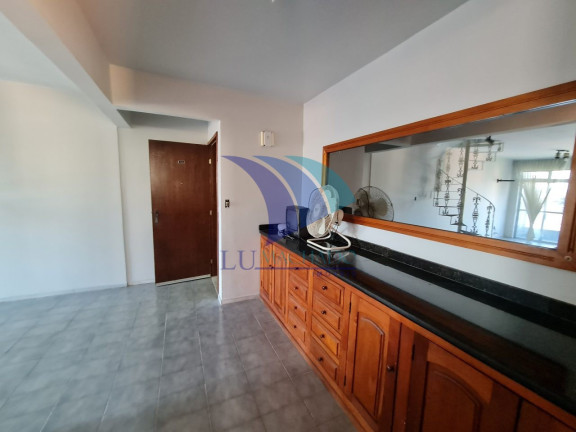 Imagem Apartamento com 3 Quartos à Venda, 214 m² em Braga - Cabo Frio
