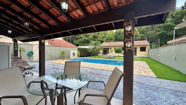 Imagem Casa com 4 Quartos à Venda, 250 m² em São Lourenço - Bertioga
