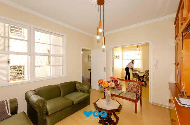 Imagem Imóvel com 3 Quartos à Venda, 119 m² em Petrópolis - Porto Alegre