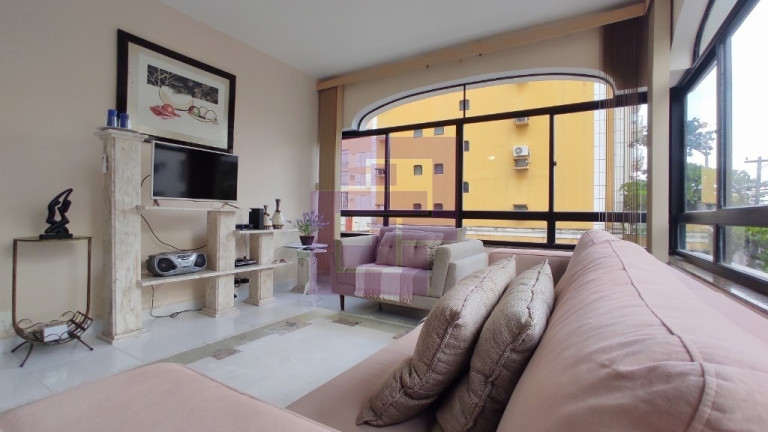 Apartamento com 3 Quartos à Venda, 122 m² em Enseada - Guarujá