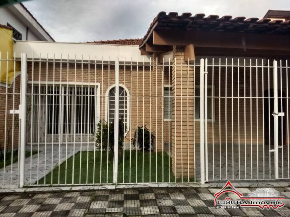 Imagem Casa com 3 Quartos à Venda, 1 m² em Centro - Jacareí Imagem Casa com 3 Quartos à Venda, 1 m² em Centro - Jacareí