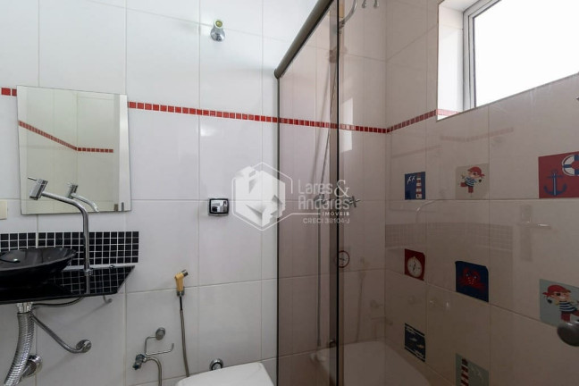 Imagem Casa com 3 Quartos à Venda, 271 m² em Parque Jabaquara - São Paulo Imagem Casa com 3 Quartos à Venda, 271 m² em Parque Jabaquara - São Paulo