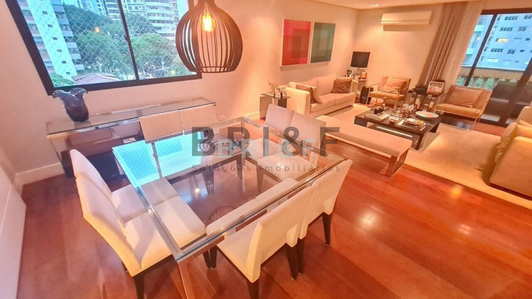 Imagem Apartamento com 3 Quartos para Alugar, 240 m² em Campo Belo - São Paulo Imagem Apartamento com 3 Quartos para Alugar, 240 m² em Campo Belo - São Paulo
