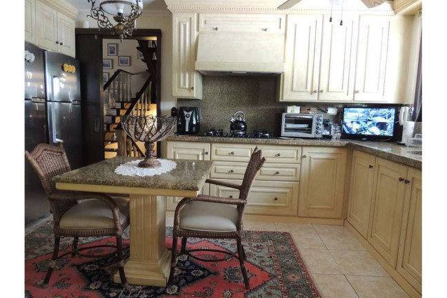 Imagem Casa com 4 Quartos à Venda, 430 m² em Vila Assunção - Porto Alegre Imagem Casa com 4 Quartos à Venda, 430 m² em Vila Assunção - Porto Alegre