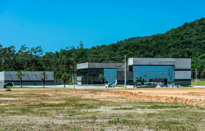 Imagem Terreno à Venda, 1.003 m² em Centro - Porto Belo Imagem Terreno à Venda, 1.003 m² em Centro - Porto Belo