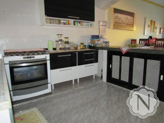 Imagem Casa com 4 Quartos à Venda, 169 m² em Tupy - Itanhaém