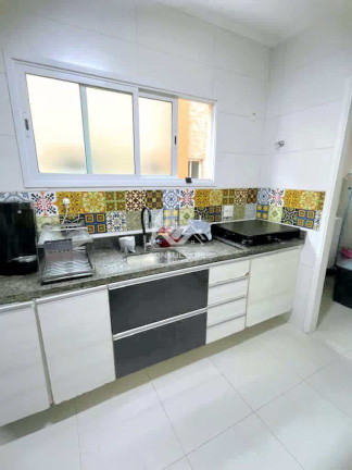 Imagem Casa com 2 Quartos à Venda, 127 m² em Marapé - Santos