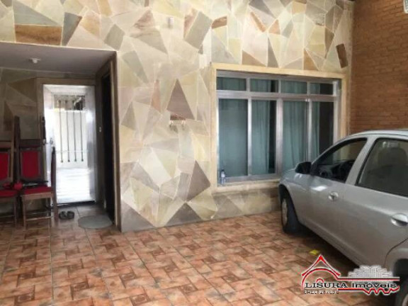 Imagem Casa com 3 Quartos à Venda, em Centro - Jacareí Imagem Casa com 3 Quartos à Venda, em Centro - Jacareí