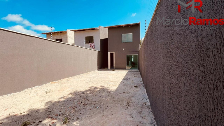 Imagem Casa com 4 Quartos à Venda, 116 m² em Centro - Eusébio Imagem Casa com 4 Quartos à Venda, 116 m² em Centro - Eusébio