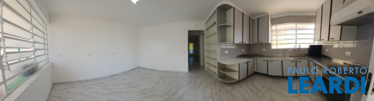 Imagem Casa com 3 Quartos à Venda, 264 m² em Vila Curuçá - Santo André Imagem Casa com 3 Quartos à Venda, 264 m² em Vila Curuçá - Santo André