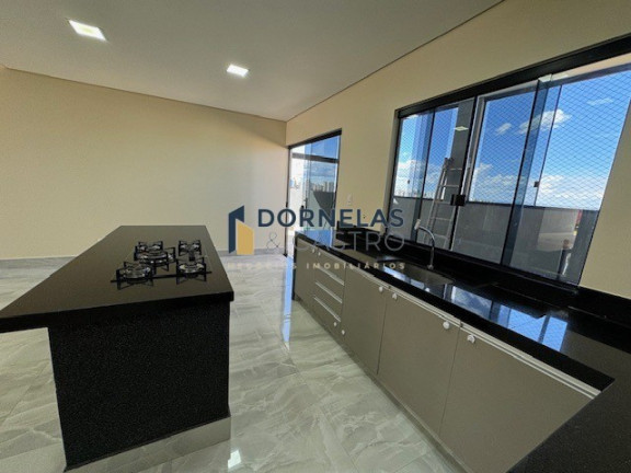 Imagem Casa com 3 Quartos à Venda, 220 m² em Setor Habitacional Arniqueira (águas Claras) - Brasília Imagem Casa com 3 Quartos à Venda, 220 m² em Setor Habitacional Arniqueira (águas Claras) - Brasília