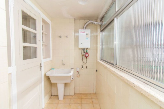 Imagem Apartamento com 4 Quartos à Venda, 243 m² em Santana - Porto Alegre Imagem Apartamento com 4 Quartos à Venda, 243 m² em Santana - Porto Alegre