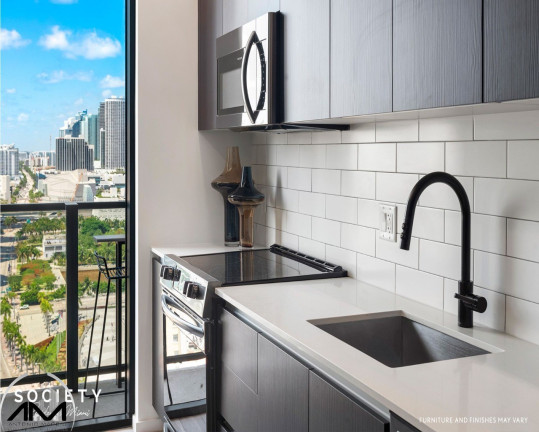 Imagem Apartamento com 3 Quartos à Venda, 143 m² em Downtowm Maiami - Maiami