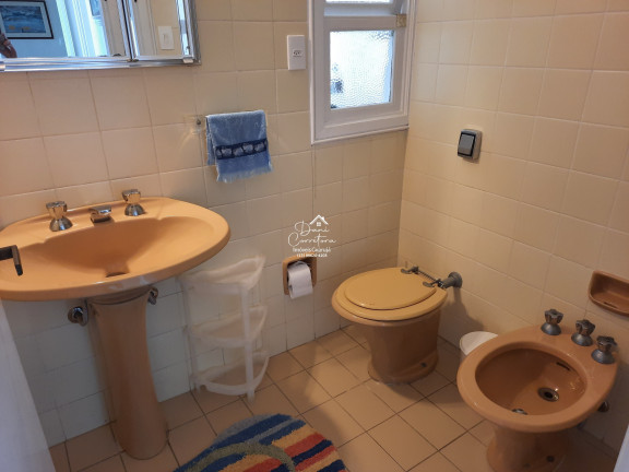 Imagem Apartamento com 3 Quartos à Venda, 130 m² em Pitangueiras - Guarujá
