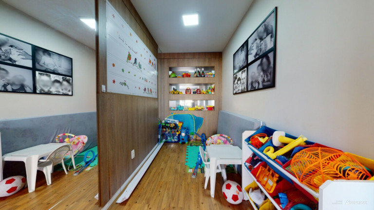 Imagem Imóvel com 2 Quartos à Venda, 73 m² em Cristal - Porto Alegre Imagem Imóvel com 2 Quartos à Venda, 73 m² em Cristal - Porto Alegre
