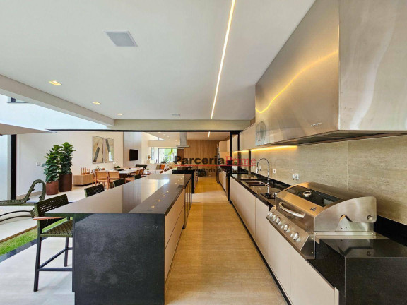 Imagem Casa com 6 Quartos à Venda, 563 m² em Riviera Módulo 17 - Bertioga Imagem Casa com 6 Quartos à Venda, 563 m² em Riviera Módulo 17 - Bertioga