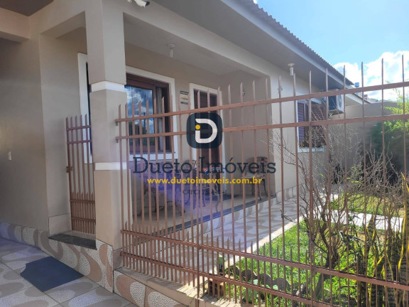 Casa com 4 Quartos à Venda,  em Pinheiro Machado - Santa Maria