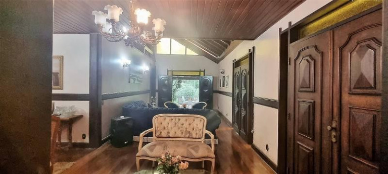 Imagem Casa com 4 Quartos à Venda, 800 m² em Freguesia - Rio De Janeiro