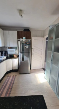 Imagem Casa com 3 Quartos à Venda, 150 m² em Boqueirão - Curitiba Imagem Casa com 3 Quartos à Venda, 150 m² em Boqueirão - Curitiba