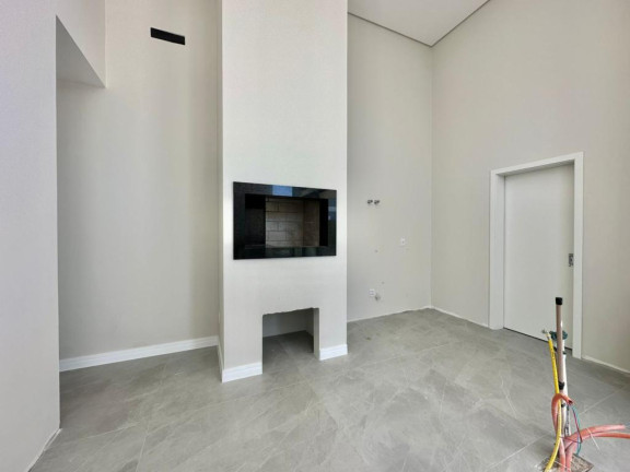 Imagem Casa com 3 Quartos à Venda, em -- - Xangri-la Imagem Casa com 3 Quartos à Venda, em -- - Xangri-la