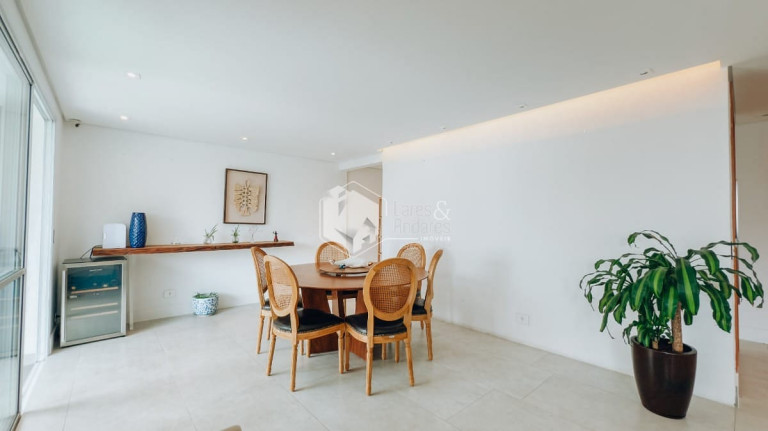 Imagem Apartamento com 3 Quartos à Venda, 143 m² em Moema - São Paulo