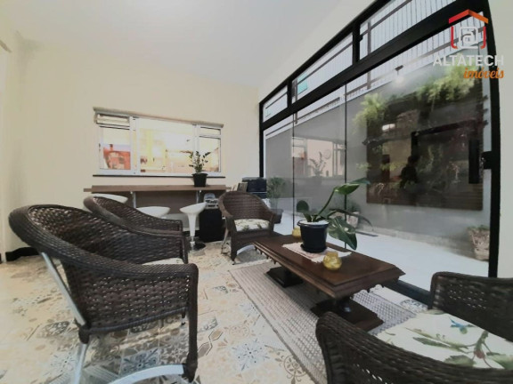 Imagem Casa com 3 Quartos à Venda, 210 m² em Jardim Centenário - Poços De Caldas Imagem Casa com 3 Quartos à Venda, 210 m² em Jardim Centenário - Poços De Caldas