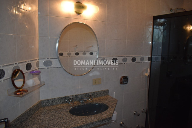 Imagem Casa com 4 Quartos à Venda, 392 m² em Região Do Alto Da Vila Inglesa - Campos Do Jordão Imagem Casa com 4 Quartos à Venda, 392 m² em Região Do Alto Da Vila Inglesa - Campos Do Jordão