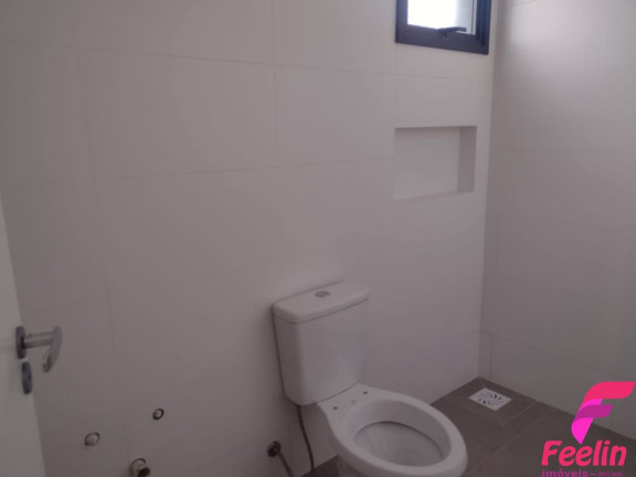 Imagem Casa com 3 Quartos à Venda, 156 m² em Campeche - Florianópolis Imagem Casa com 3 Quartos à Venda, 156 m² em Campeche - Florianópolis